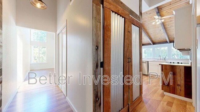 Building Photo - 5050 Old Redwood Hwy