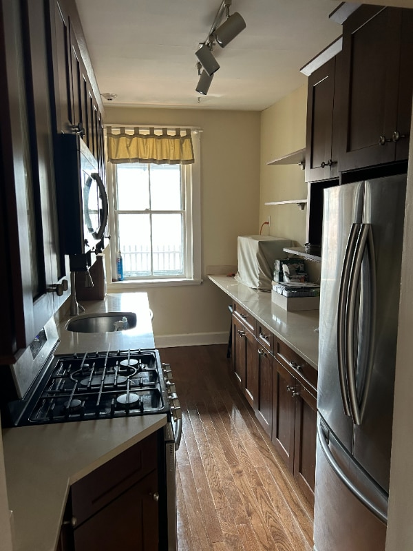 Building Photo - 9 Braemore Rd