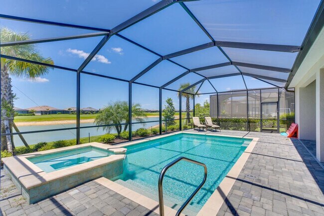 Building Photo - 15968 Leaning Pine Ln