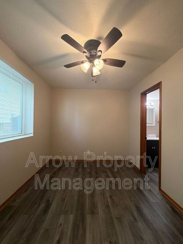 Building Photo - 1410 F St