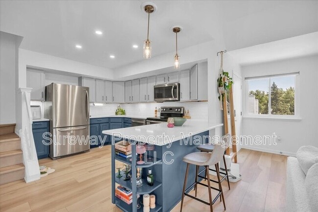 Building Photo - 4708 Daniel Ln