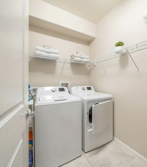 Building Photo - 3220 McKenna Dawn Ave