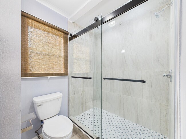 Building Photo - 10915 Sagedowne Ln