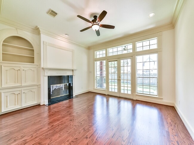 Building Photo - 166 E Capstone Cir