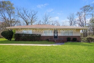 Building Photo - 2629 Wood Dr NE