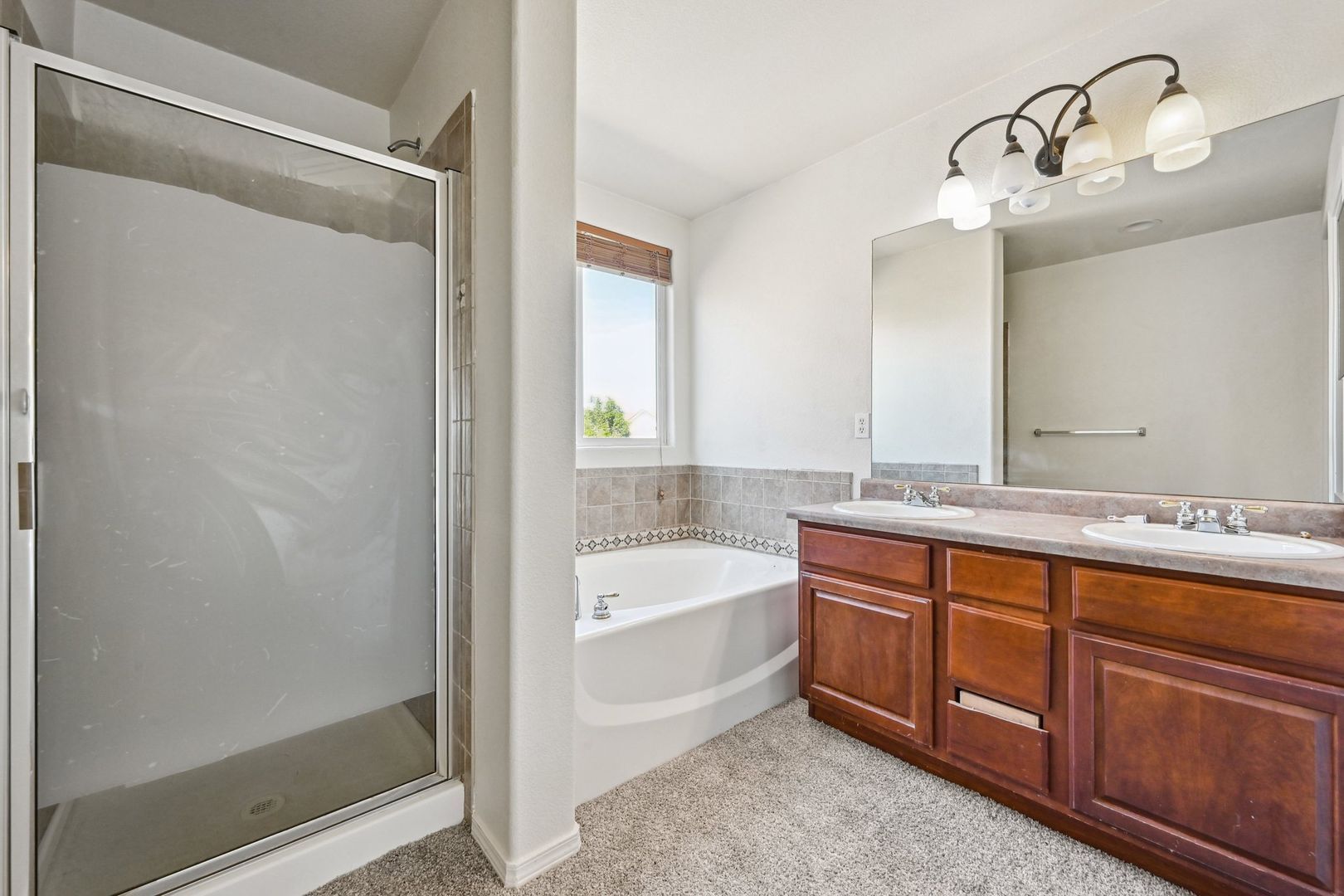 Building Photo - 7005 Wood Lily Dr