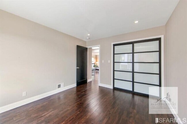 Building Photo - Bernal Heights Oasis: Stunning Renovated View Home with Modern Chic Open House Sunday 1/18 2-4