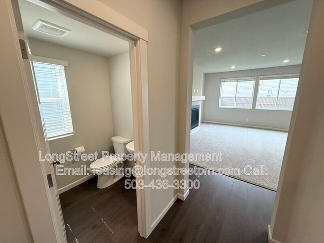Building Photo - 5954 Henshaw St SE
