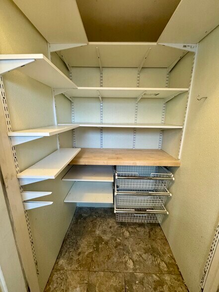 Building Photo - 2225 26th St