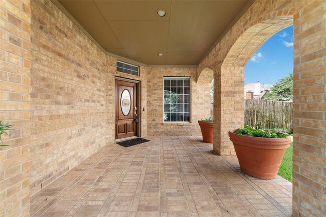 Building Photo - 25303 Hall Meadow Ln