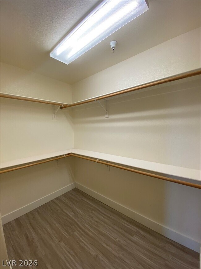 Building Photo - 62 E Serene Ave