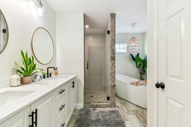 Building Photo - 1107 W Braddock St