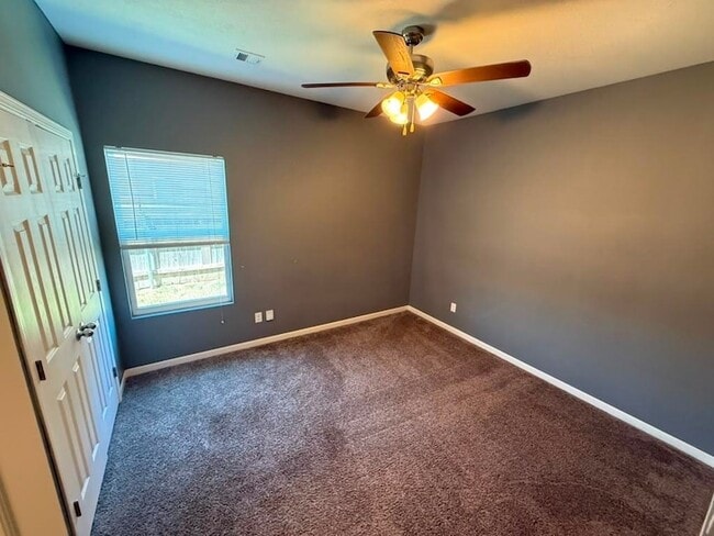 Building Photo - 5269 N Cypress Cir