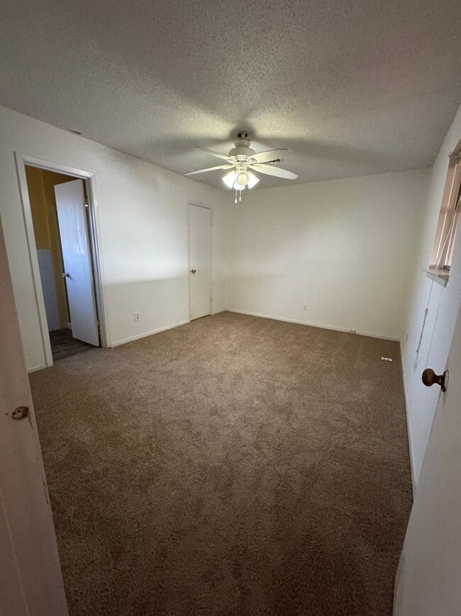 Building Photo - Lorena ISD