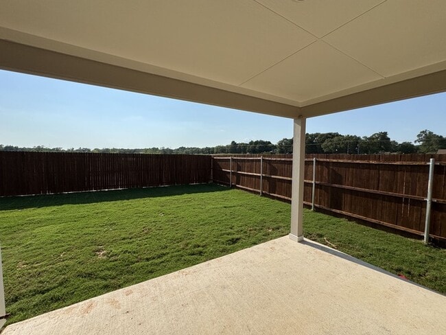 Building Photo - Beautiful BRAND NEW 4-Bedroom Home In Lind...