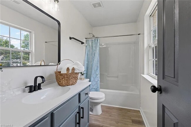 Building Photo - Build Equity While Leasing - Lease-to-Own