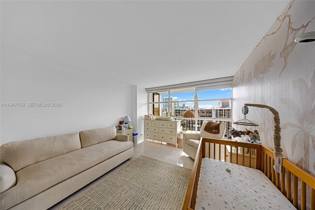 Building Photo - 600 Parkview Dr