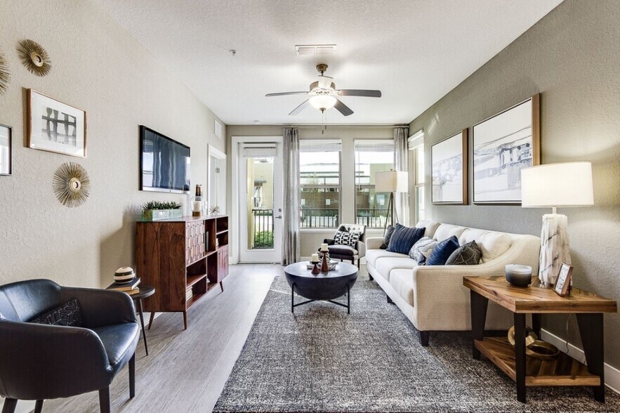 STEELE CREEK 8599 AC Skinner Pky Jacksonville FL 32256 Apartment Finder