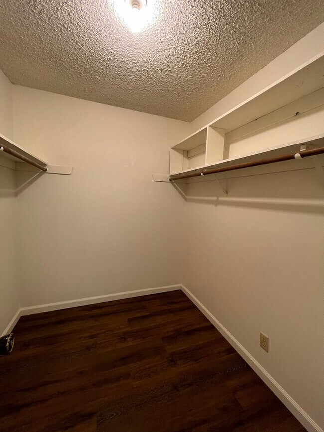 Building Photo - *** COMING SOON*** 2 Bedroom 2 Bathroom 2 Car Garage in Crosswoods HOA