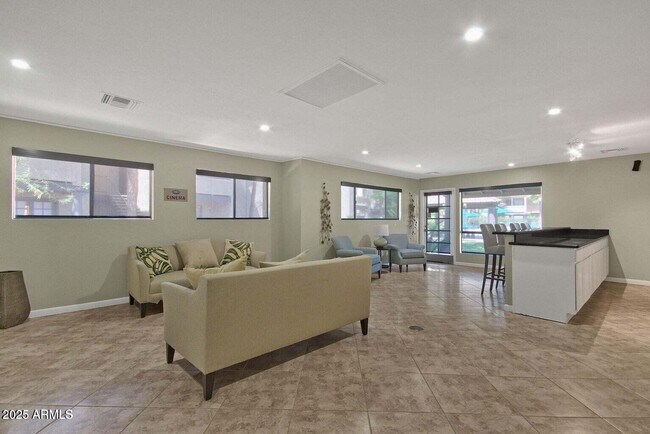 Building Photo - 5995 N 78th St