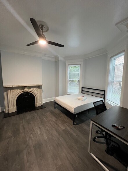 Building Photo - 1211 Madison St