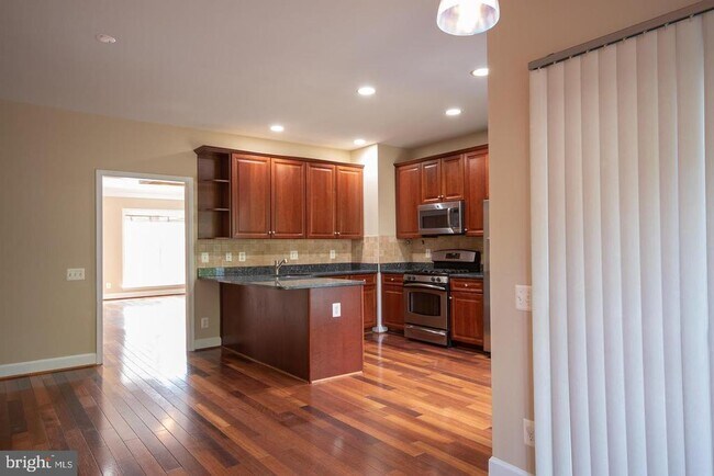 Building Photo - 2444 Terra Cotta Cir