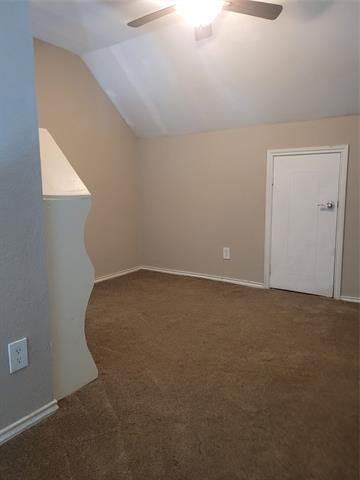 Building Photo - 2311 Balsam Dr