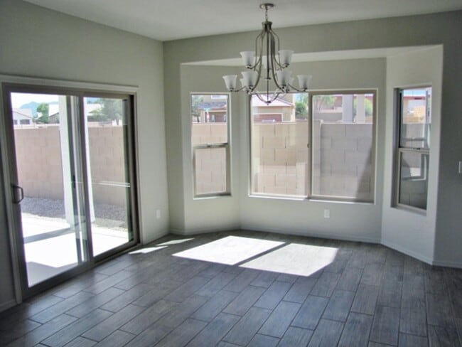 Building Photo - 4312 Deanna Dr