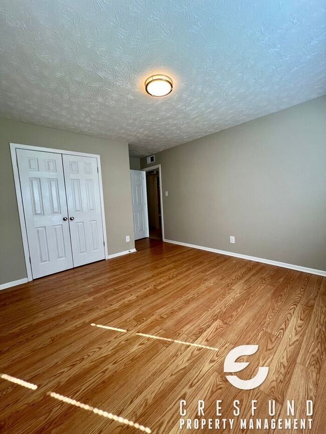 Building Photo - 3Br 2BAth Close to Fort Bragg with Large F...