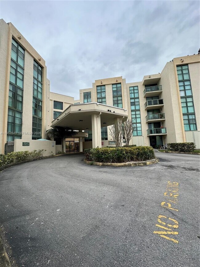 Building Photo - 2055 SW 122nd Ave