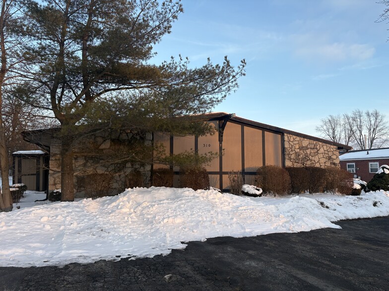 Building Photo - 310 S Pike St