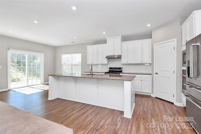 Building Photo - 2018 Sewall Ave SW