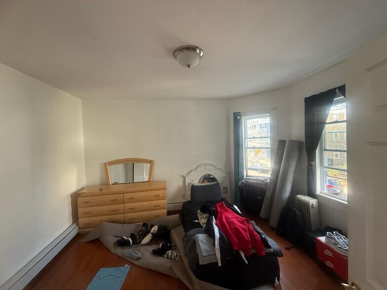 Building Photo - 21 Granfield Ave