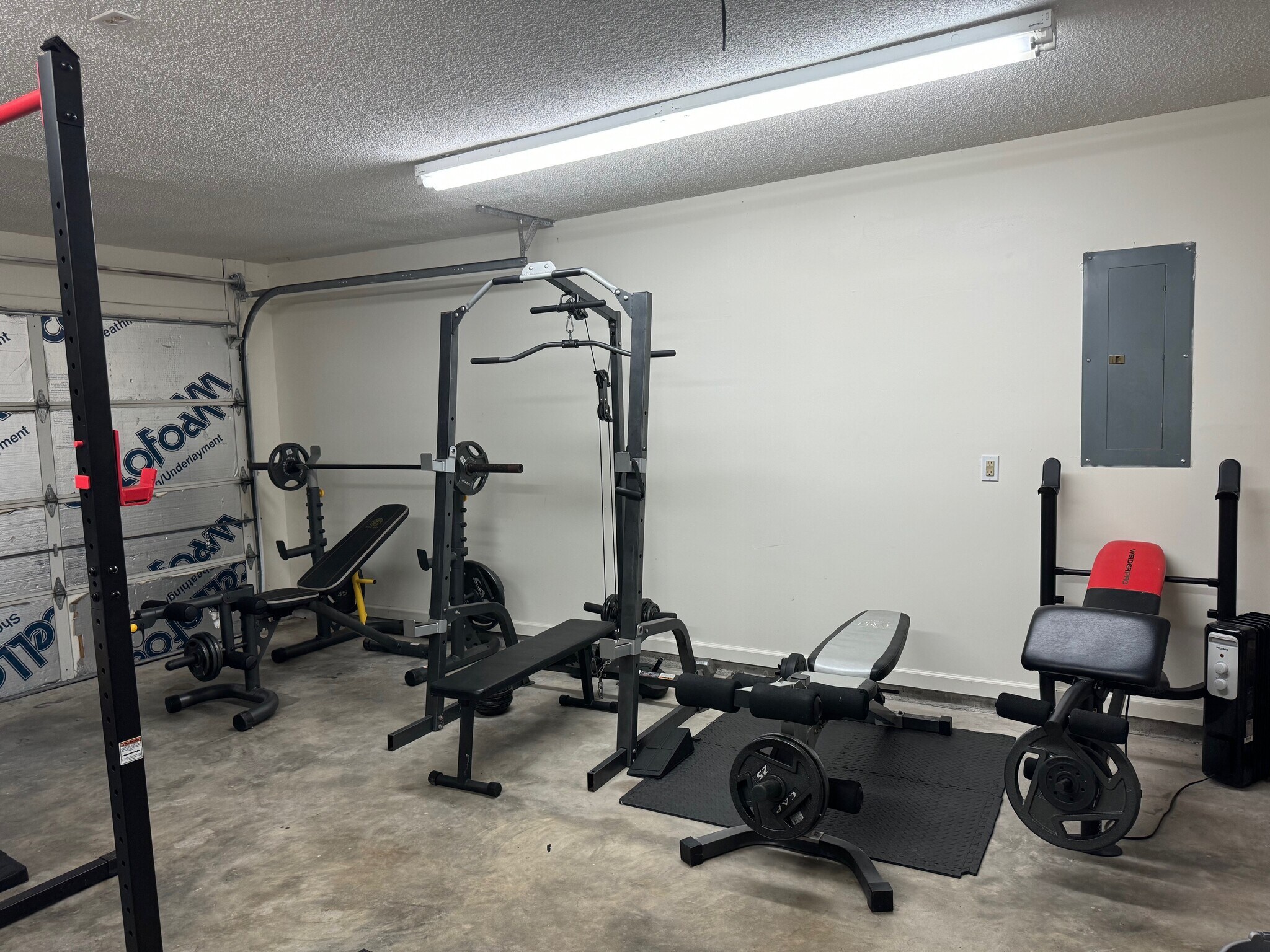 Home Gym - 112 Woodvalley Dr