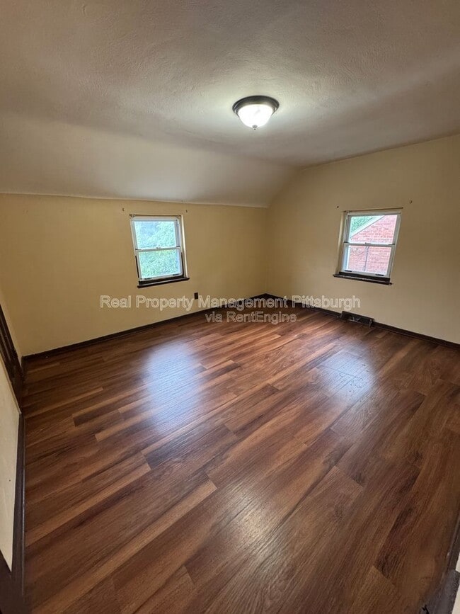Building Photo - 48 Wenzell Pl