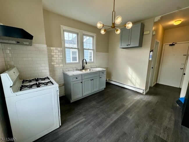 Building Photo - 318 Ampere Pkwy