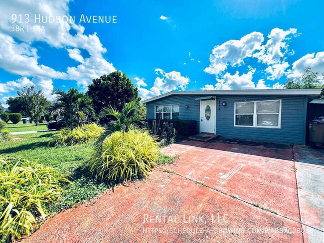 Building Photo - 913 Hudson Ave