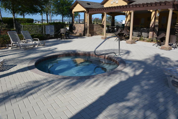 Spa - 1055 Luminary Cir
