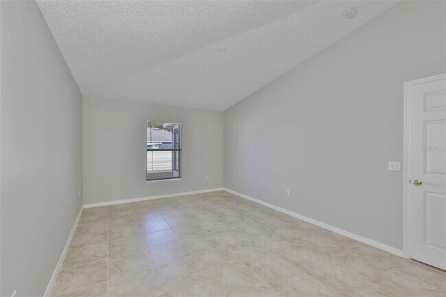 Building Photo - 6327 Gondola Dr