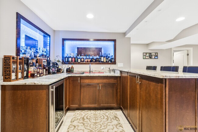 Building Photo - 507 Eastman Ct