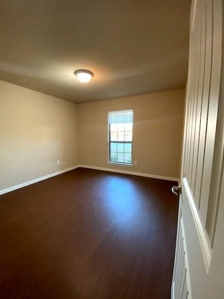 Building Photo - 2853 Mesquite Rd