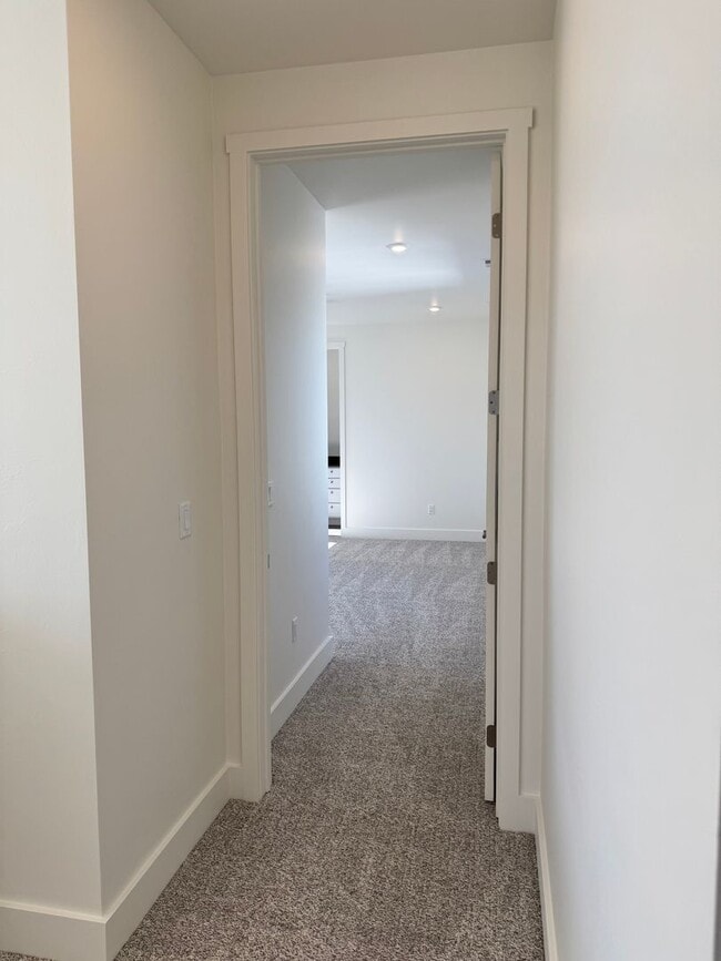 Building Photo - Brand New 4 Bedroom Home in Northwest Crossing