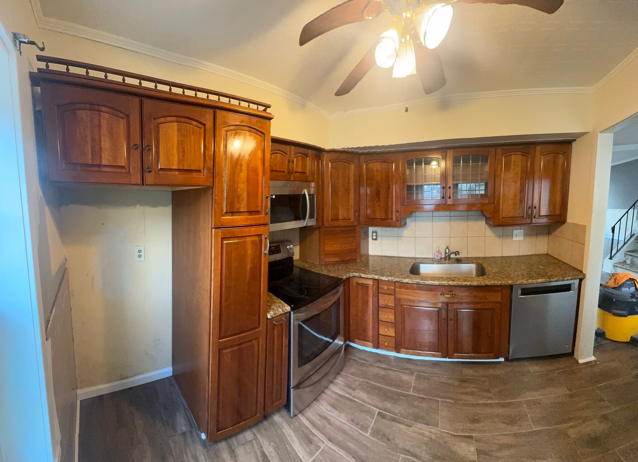 Building Photo - 39 Canis Ct