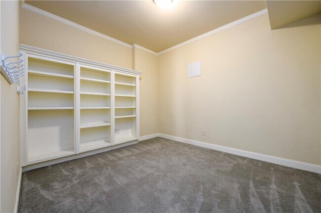 Building Photo - 2770 Shumard Oak Dr