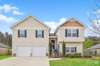 Building Photo - 111 Rockefeller Ln