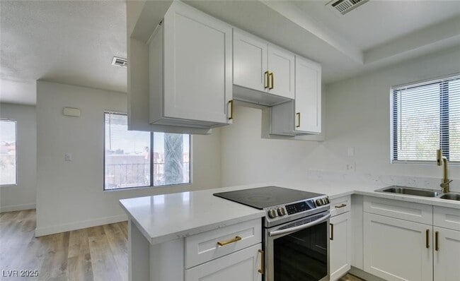 Building Photo - 6932 Kilgore Dr