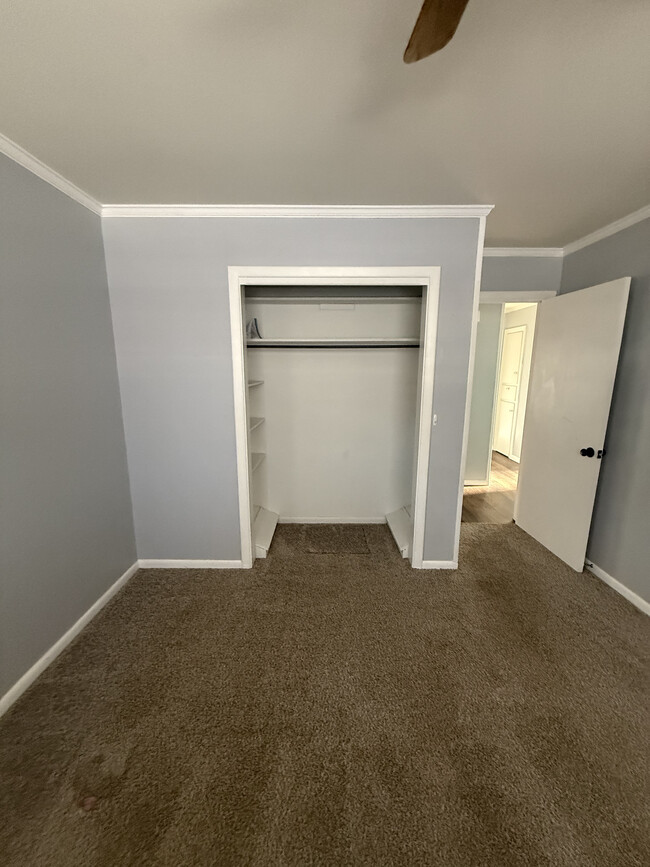 Building Photo - 3417 Sunlite St