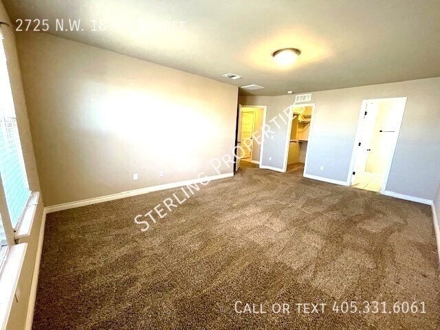 Building Photo - 2725 NW 189th St