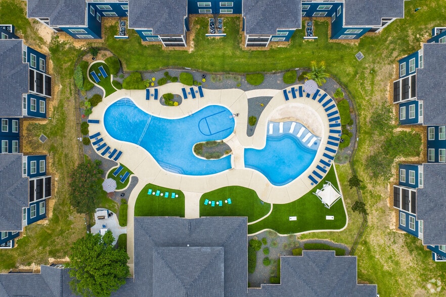 Courtyard - Cabana Beach San Marcos