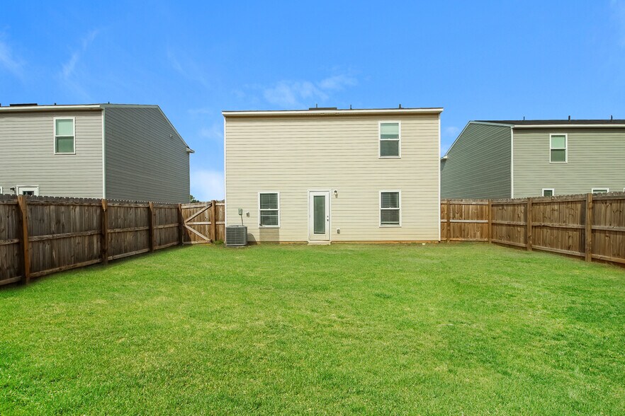 Building Photo - 246 Wadsworth Rd